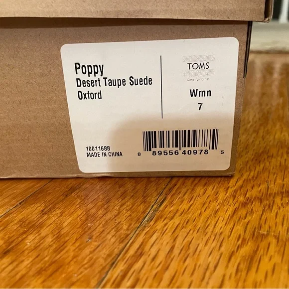 TOMS Sandals - Picture 2 of 6